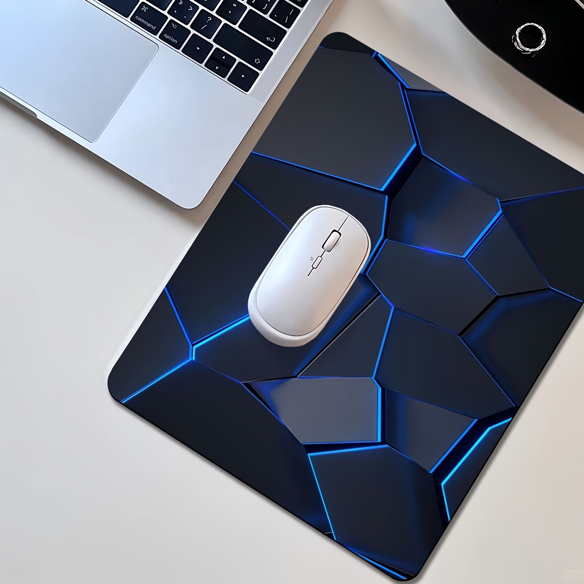 Line Geometry RGB Mouse pad la - Rgb Mousepad のレビューと価格