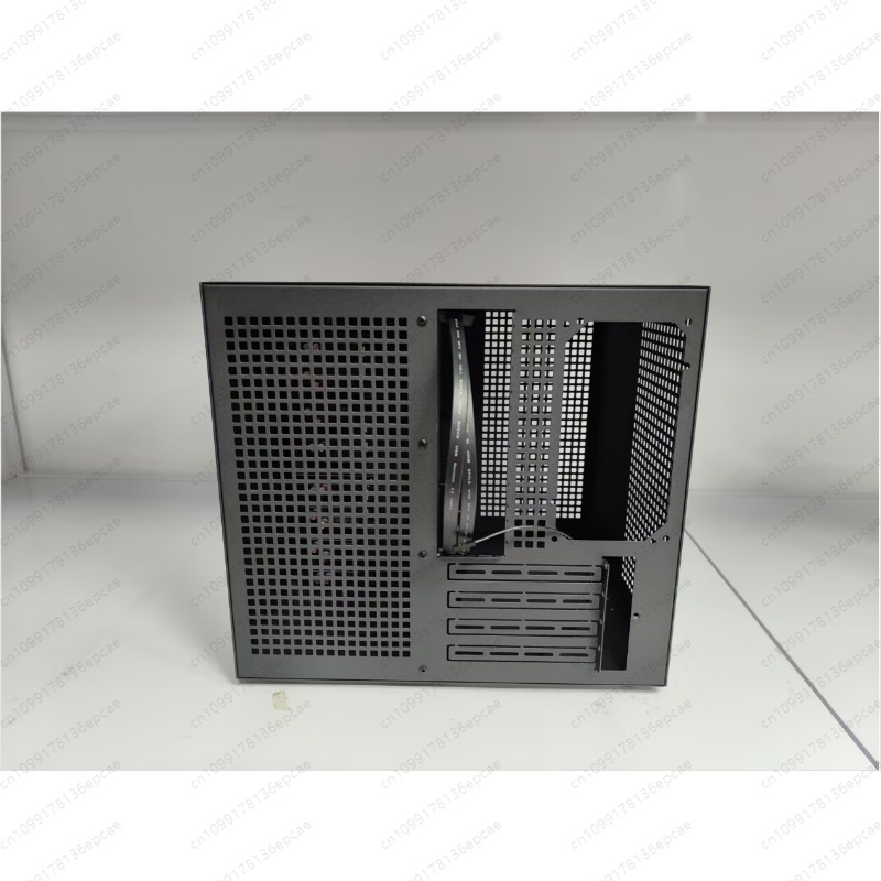 Sagittarius 8‑Bay NAS Tower Ca - Atx Power Supply のレビューと価格